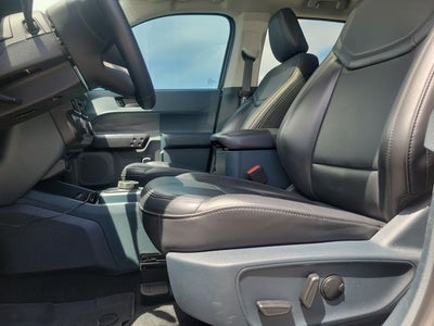 2023 Ford Maverick Lariat