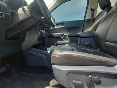 2023 Ford Maverick Lariat