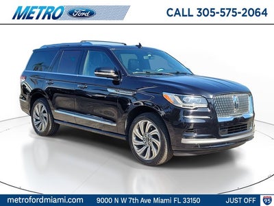 2022 Lincoln Navigator Standard