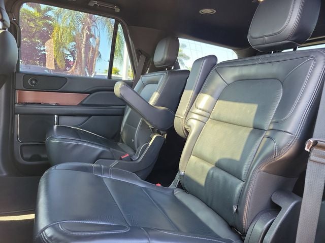 2022 Lincoln Navigator Standard