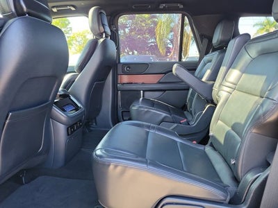 2022 Lincoln Navigator Standard