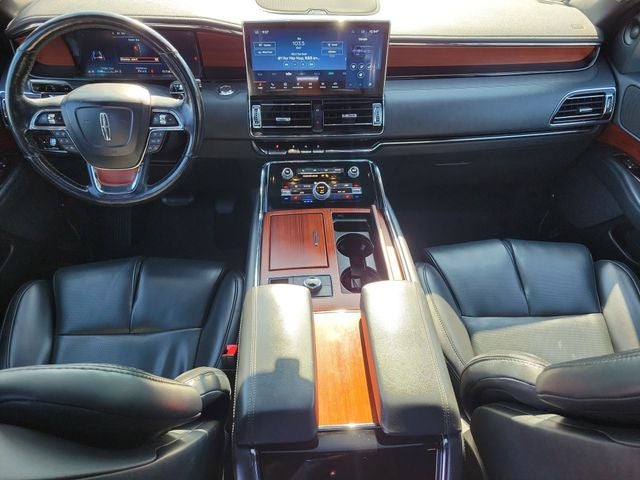 2022 Lincoln Navigator Standard