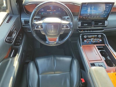 2022 Lincoln Navigator Standard