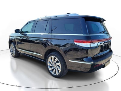 2022 Lincoln Navigator Standard