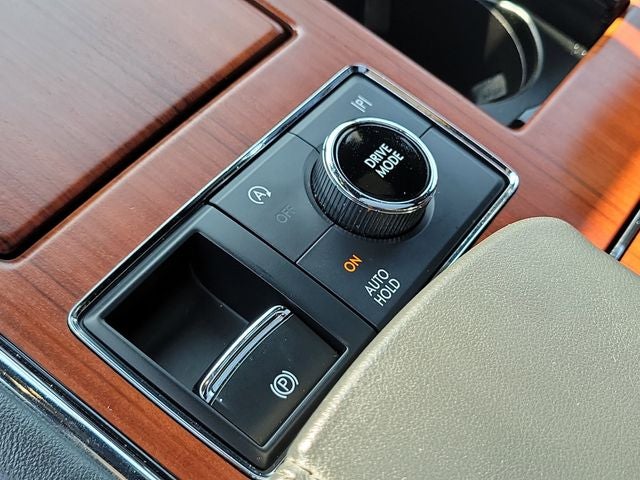 2022 Lincoln Navigator Standard