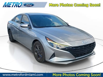 2022 Hyundai Elantra SEL