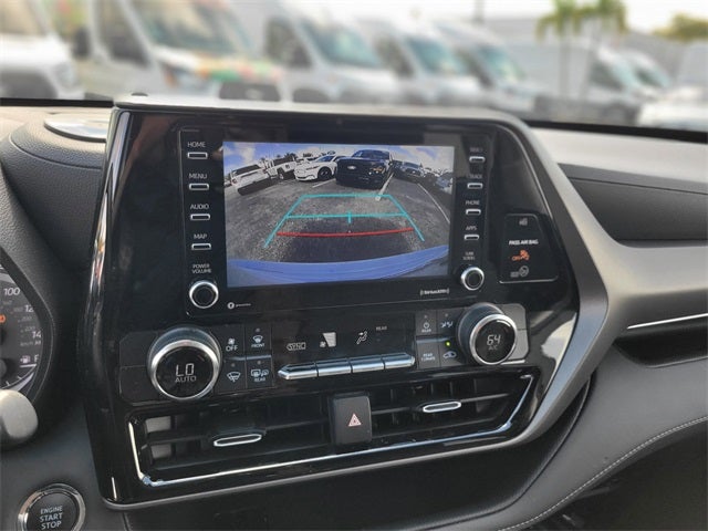 2022 Toyota Highlander L