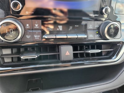 2022 Toyota Highlander L