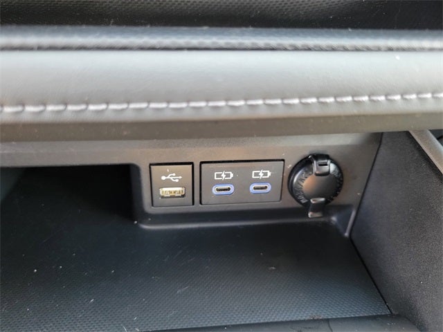 2022 Toyota Highlander L