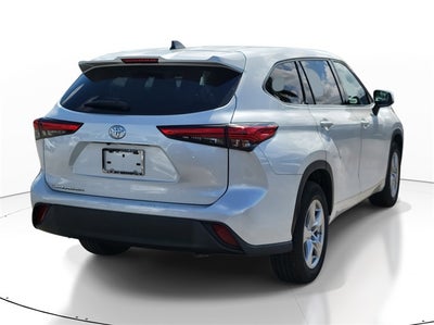 2022 Toyota Highlander L