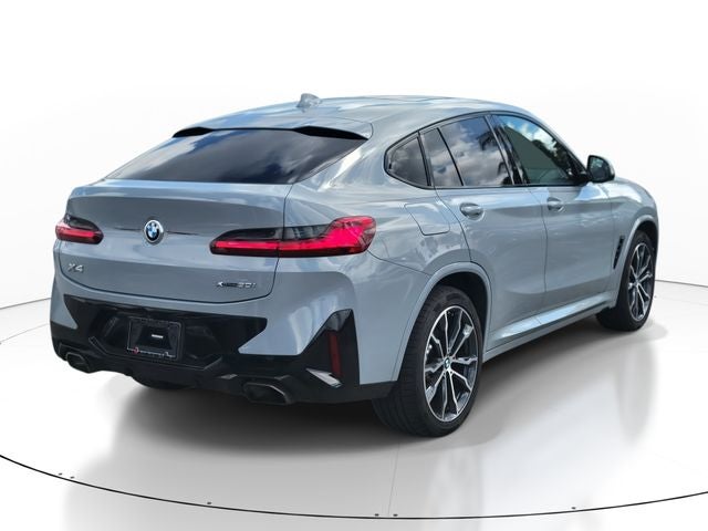 2022 BMW X4 xDrive30i
