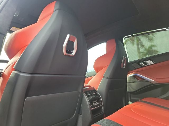 2025 BMW X6 M Base