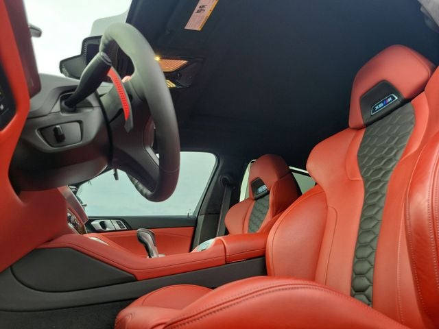 2025 BMW X6 M Base