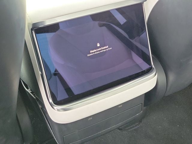 2022 Tesla Model X Base