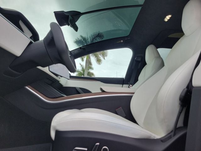 2022 Tesla Model X Base