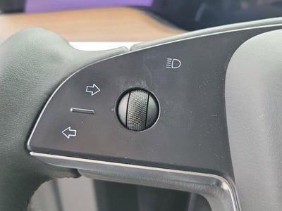 2022 Tesla Model X Base
