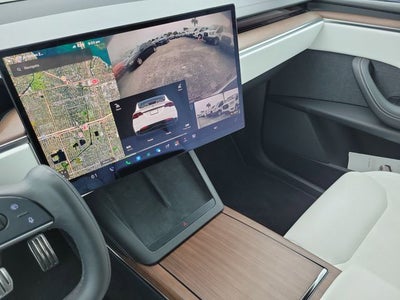 2022 Tesla Model X Base