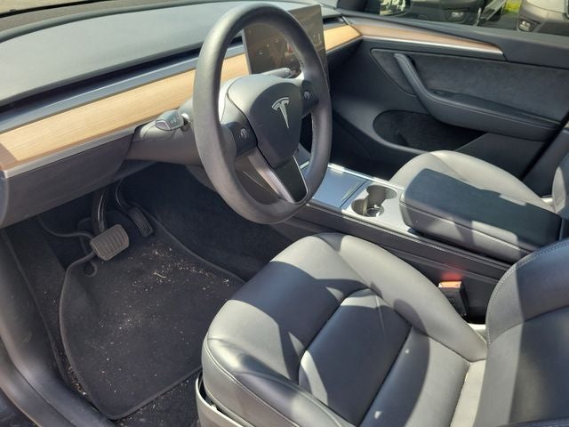 2024 Tesla Model Y Standard Range