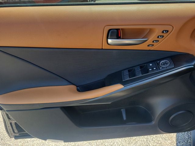 2024 Lexus IS 300