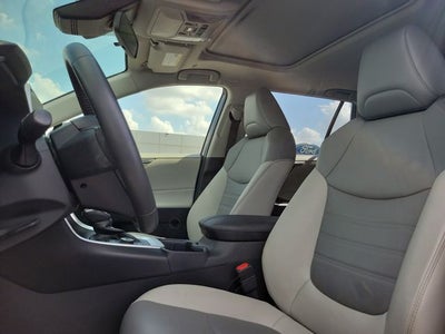 2023 Toyota RAV4 Hybrid XLE Premium