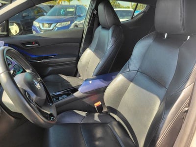 2020 Toyota C-HR LE