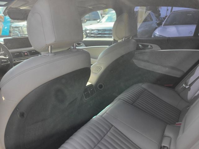 2023 Genesis G70 3.3T