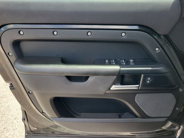 2020 Land Rover Defender 110 S