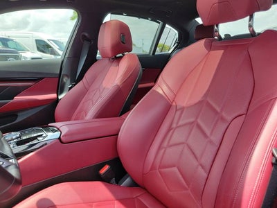 2024 BMW 5 Series 530i