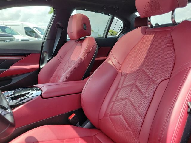 2024 BMW 5 Series 530i