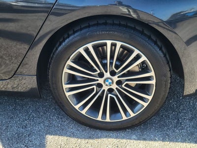 2019 BMW 5 Series 530i