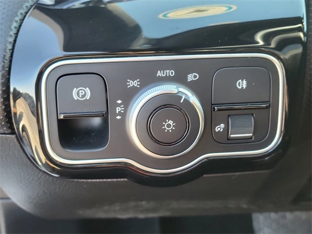 2020 Mercedes-Benz A-Class A 220