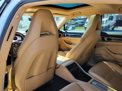 2018 Porsche Panamera 4S