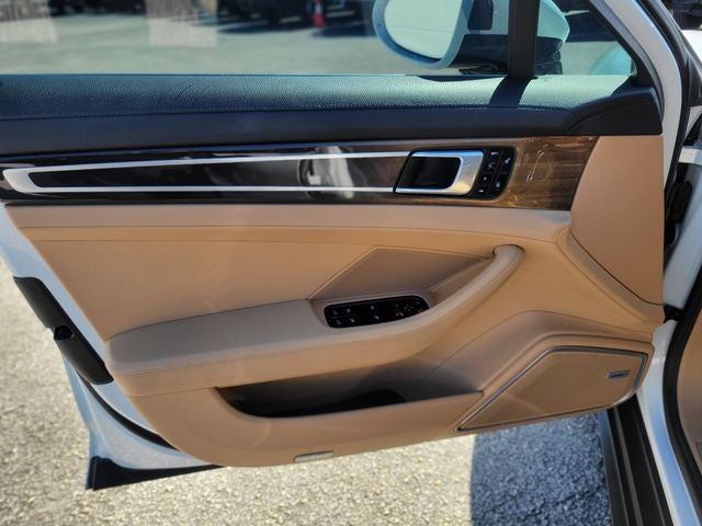 2018 Porsche Panamera 4S