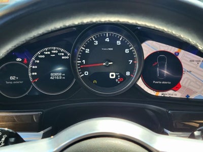 2018 Porsche Panamera 4S