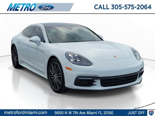 2017 Porsche Panamera 4S