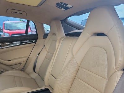 2017 Porsche Panamera 4S