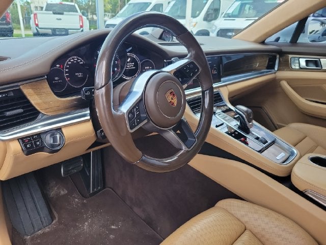 2017 Porsche Panamera 4S