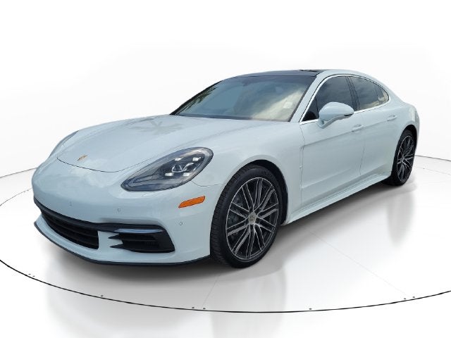2017 Porsche Panamera 4S