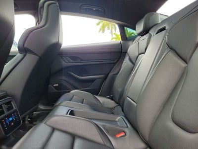 2022 Porsche Taycan GTS