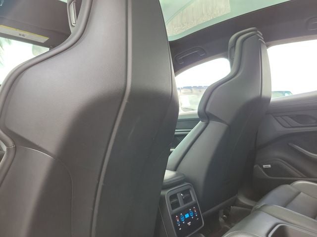 2022 Porsche Taycan GTS