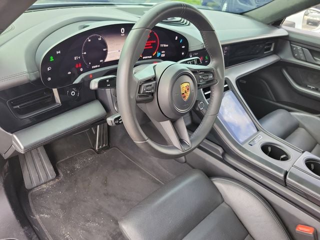 2022 Porsche Taycan GTS