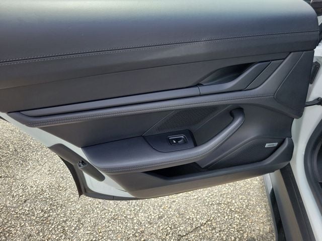 2022 Porsche Taycan GTS