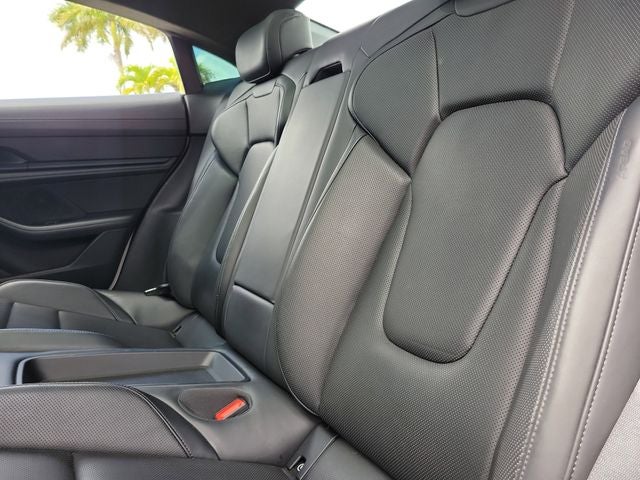 2022 Porsche Taycan GTS