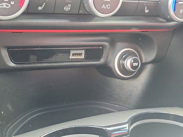 2021 Alfa Romeo Giulia Ti