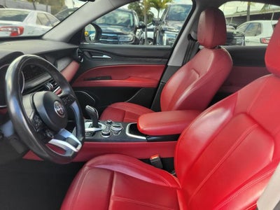 2020 Alfa Romeo Stelvio Base
