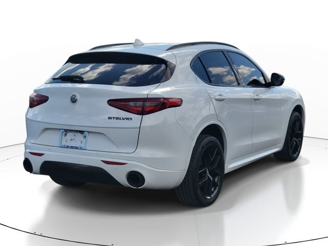 2020 Alfa Romeo Stelvio Base